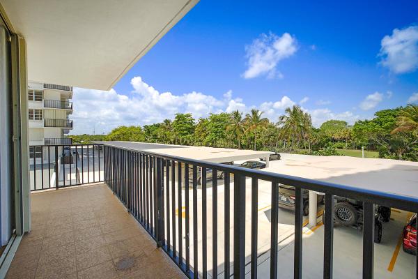 Boca Towers, 2121 N Ocean Blvd #302E, Boca Raton, Florida 33431, image 2