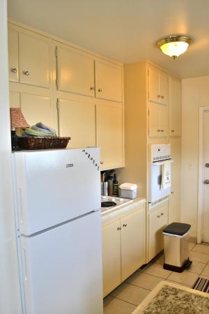 Coral Ridge Galt, 2633 Middle River Dr #1-6, Fort Lauderdale, Florida 33306, image 1
