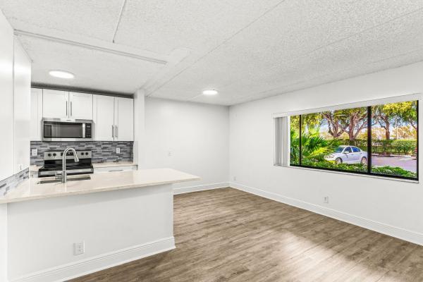 507 Meadows Cir, Boynton Beach, Florida 33436, image 1
