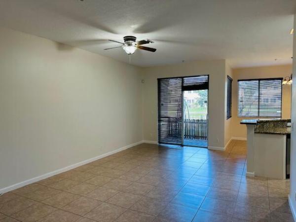 Coventry Townhomes, 4390 Berkshire Wharf Dr, Lake Worth, Florida 33461, image 2