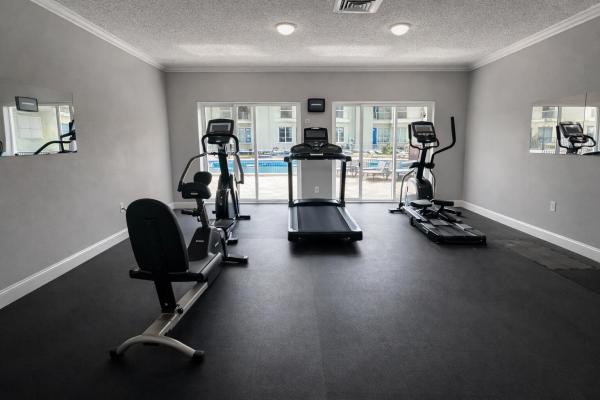 The Racquet Club, 809 W Oakland Park Blvd #K1, Oakland Park, Florida 33311, image 1