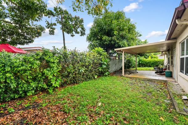 Oakland Estates, 3941 NW 46th Ave, Lauderdale Lakes, Florida 33319, image 2