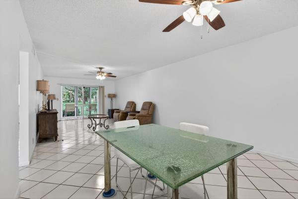 Lucaya Village, 2201 Lucaya Bnd #A1, Coconut Creek, Florida 33066, image 1