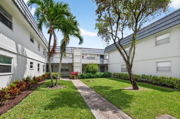 186 Tuscany C, Delray Beach, Florida 33446, image 2