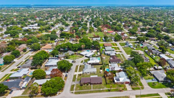 Quail Acres, 1919 Quail Ct, Fort Pierce, Florida 34982, image 2