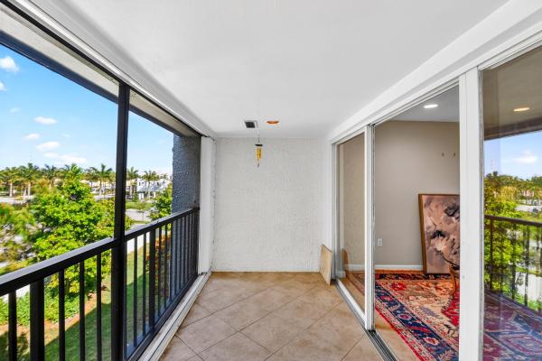 D'Este Court At The Fountains Country Club, 4248 Deste Ct #304, Lake Worth, Florida 33467, image 2