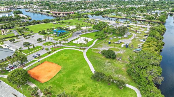 North Palm Beach Village, 517 Gulf Rd, North Palm Beach, Florida 33408, image 1