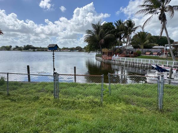 Rainbow Lakes, 2180 NW 93rd Ave, Pembroke Pines, Florida 33024, image 3