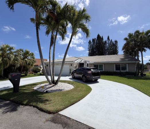 Les Jardins At Woodmont, 7626 NW 87th Ave, Tamarac, Florida 33321, image 1