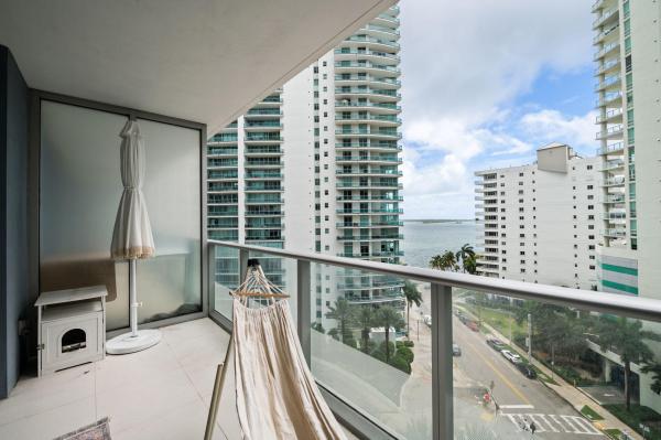 Brickell House, 1300 Brickell Bay Dr #1005, Miami, Florida 33131, image 2