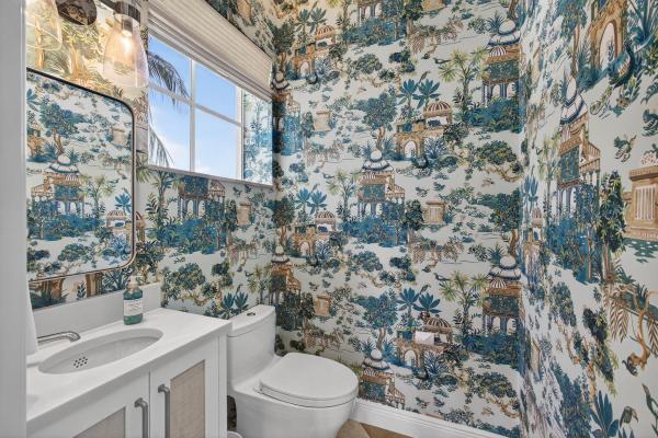 Marina Gardens, 24 Marina Gardens Dr, Palm Beach Gardens, Florida 33410, image 2