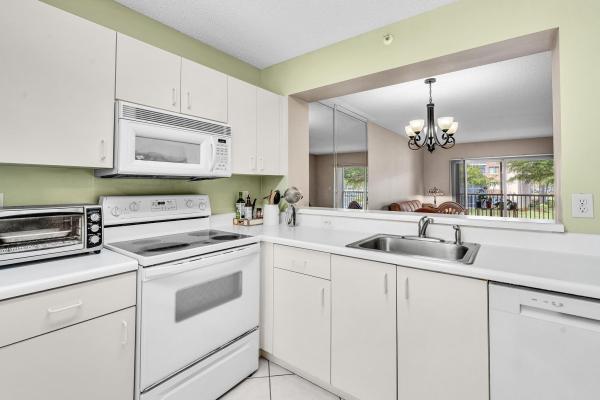 Weldon, 9537 Weldon Cir #I213, Tamarac, Florida 33321, image 2