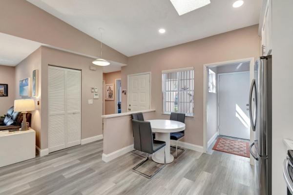 Huntington Pointe, 6100 Waldwick Cir, Delray Beach, Florida 33484, image 1