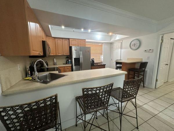 Central Oakland Park, 740 NE 37th St, Oakland Park, Florida 33334, image 2