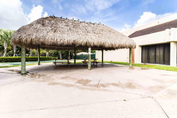 Sunrise Lakes 1, 2800 W Sunrise Lakes Dr #301, Sunrise, Florida 33322, image 3