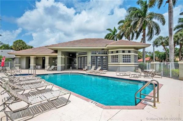 Oasis At Palm-Aire, 3529 Dunes Vista Dr, Pompano Beach, Florida 33069, image 3