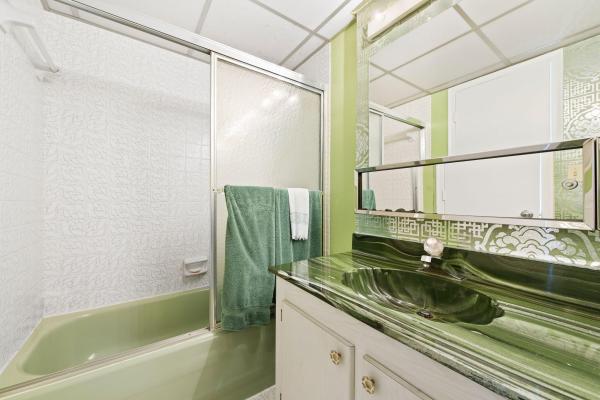 Courts Of Inverrary, 6491 Racquet Club Dr #36, Lauderhill, Florida 33319, image 1