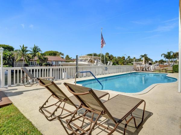 Lafayette Arms, 2866 NE 30th St #3, Fort Lauderdale, Florida 33306, image 1