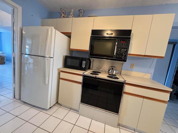 Gramercy At Poinciana Place, 6768 N 10th Ave #303, Lake Worth, Florida 33467, image 3