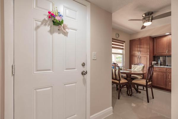 Abaco Village, 1606 Abaco Dr #H4, Coconut Creek, Florida 33066, image 1