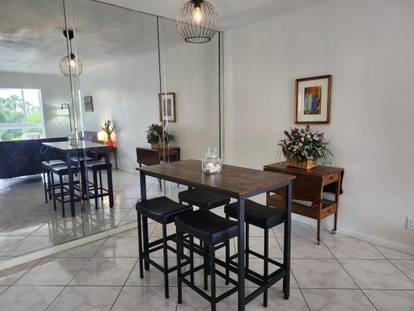 Village Royale Greenridge, 2300 NE 1st Ln #309, Boynton Beach, Florida 33435, image 1