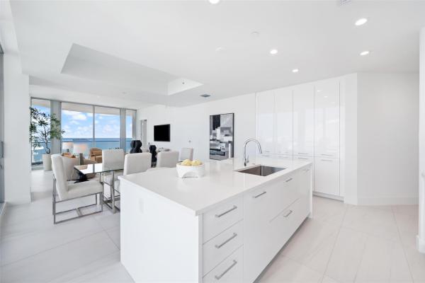 153 N Seabreeze Blvd #Unit 1105s, Fort Lauderdale, Florida 33304, image 2