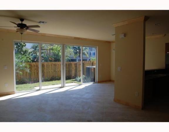 Hollywood Little Ranches, 2212 Van Buren St, Hollywood, Florida 33020, image 1