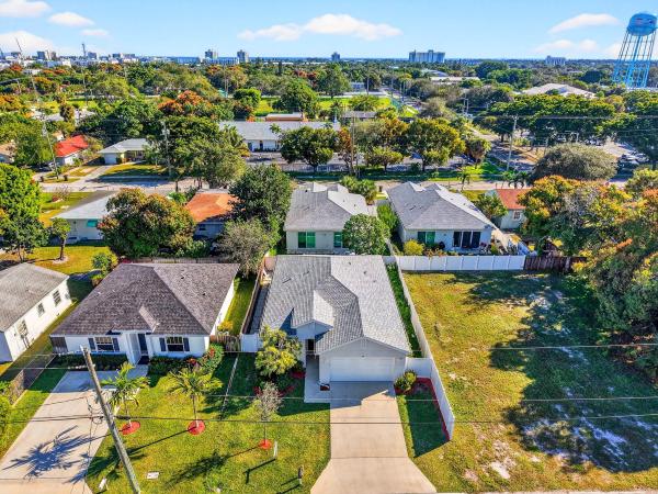 Delray Beach No HOA, 341 Oak Aly, Delray Beach, Florida 33444, image 2