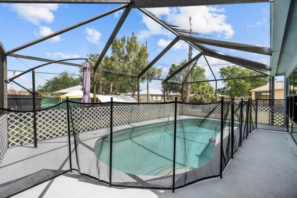 Northport Village, 471 NW Sherbrooke Ave, Port St. Lucie, Florida 34983, image 1
