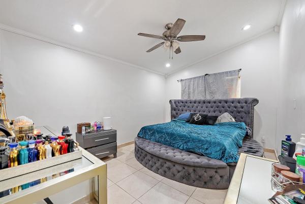 The Greens At Lacuna, 8193 Pelican Harbour Dr, Lake Worth, Florida 33467, image 3