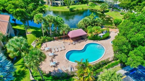 La Paz At Boca Pointe, 7472 La Paz Blvd #304, Boca Raton, Florida 33433, image 3
