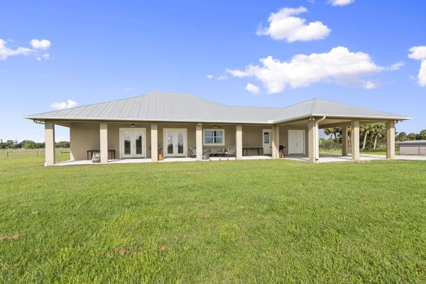 1720 S Brocksmith Rd, Fort Pierce, Florida 34945, image 2