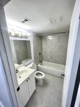 Banyan Lake, 8104 Severn Dr #B, Boca Raton, Florida 33433, image 3