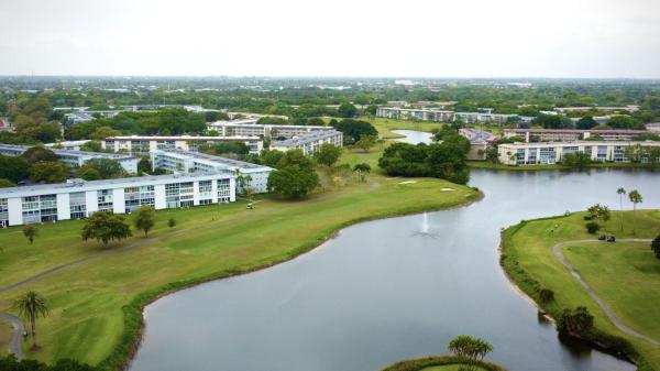 Portofino Village, 3004 Portofino Isle #B2, Coconut Creek, Florida 33066, image 2