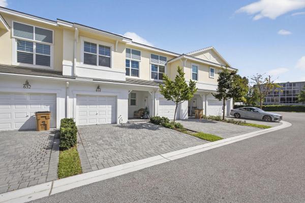 Sandpiper Pointe, 634 Parsons Way, Deerfield Beach, Florida 33442, image 3