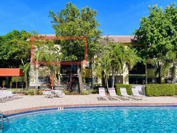 Barcelona North, 257 S Cypress Rd #442, Pompano Beach, Florida 33060, image 2