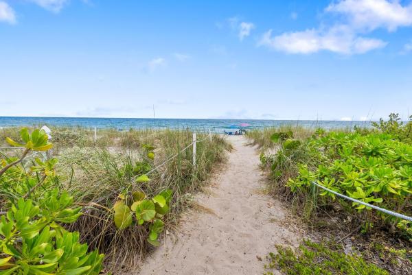North Leisure Gardens, 1461 S Ocean Blvd #304, Pompano Beach, Florida 33062, image 3