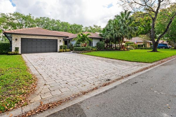 9077 NW 49th Pl, Coral Springs, Florida 33067, image 1