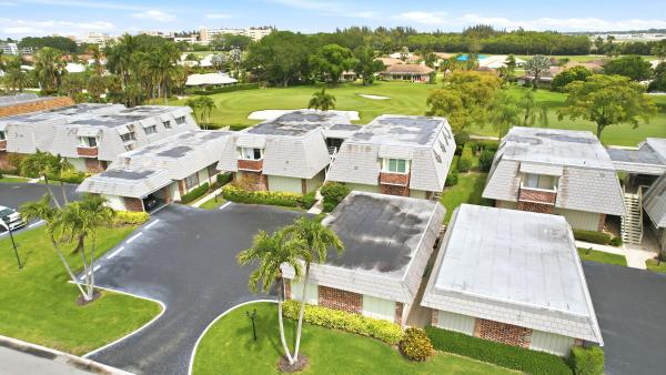 Tudor 2 North, 324 Orange Tree Dr #4, Atlantis, Florida 33462, image 1