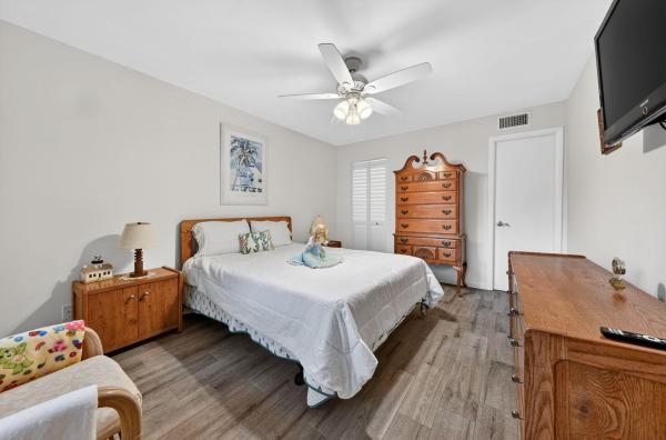 Golden Lakes Village, 211 Lake Dora Dr, West Palm Beach, Florida 33411, image 3