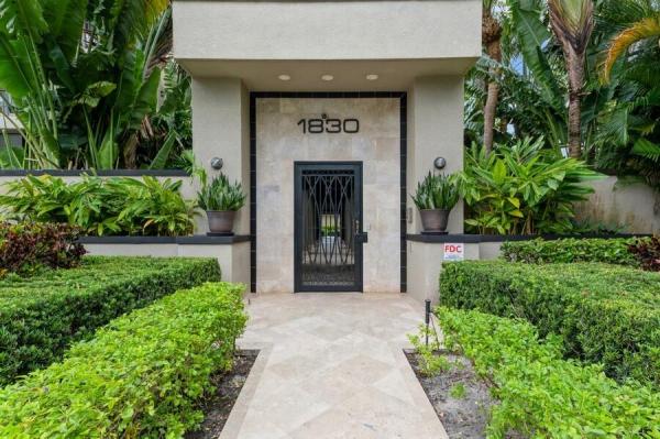 Lakeshore Club, 1830 Embassy Dr #503, West Palm Beach, Florida 33401, image 2