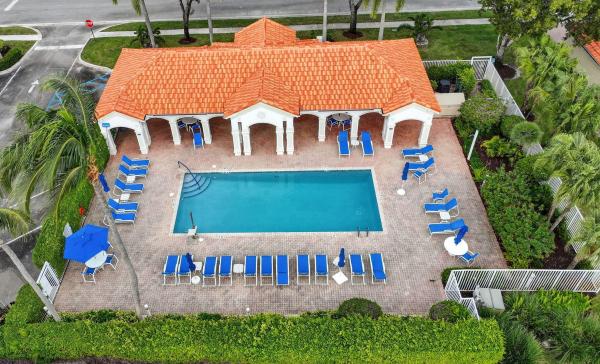 Floral Lakes, 6171 Floral Lakes Dr, Delray Beach, Florida 33484, image 3