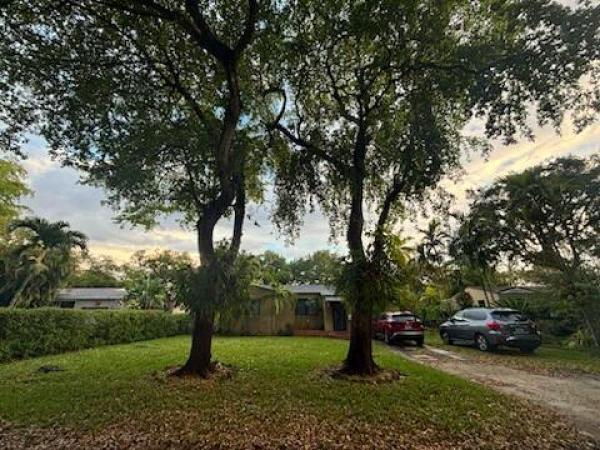 Priors To Biscayne Park Estates, 1060 NE 122nd St, North Miami, Florida 33161, image 1
