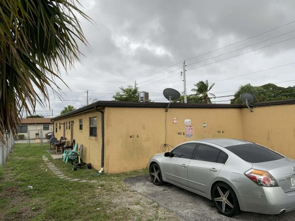 2840 Avenue S, Riviera Beach, Florida 33404, image 1