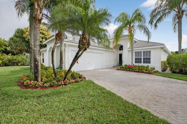 Hampton Fairways At Indian Spring, 11590 Creekside Dr, Boynton Beach, Florida 33437, image 2