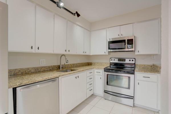 Sandalwood Estates, 904 9th Ct, Palm Beach Gardens, Florida 33410, image 1