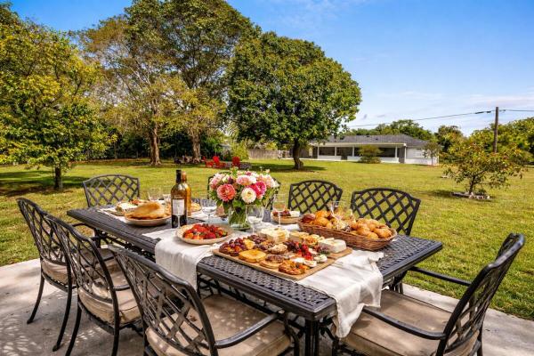 19724 SW 243rd Ter, Homestead, Florida 33031, image 1