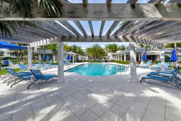 814 S Bay Colony Dr Dr, Juno Beach, Florida 33408, image 2