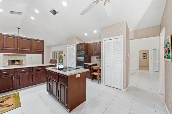 Pine Ridge, 5055 NW 89th Way, Coral Springs, Florida 33067, image 2