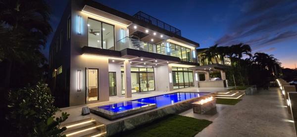 Coral Key Villas, 2441 NE 48th Ct, Lighthouse Point, Florida 33064, image 1